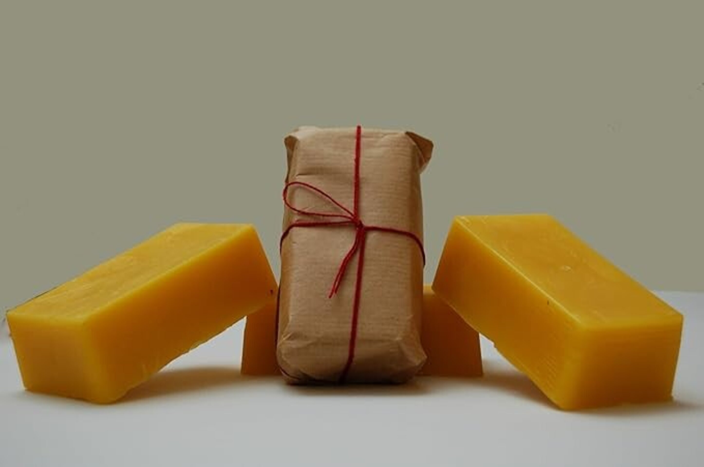 Cera de abeja Amarilla 100% Natural Ideal para Cosmetica - 4